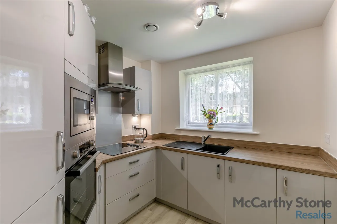 Ack Lane East, Bramhall, SK7, photo 6
