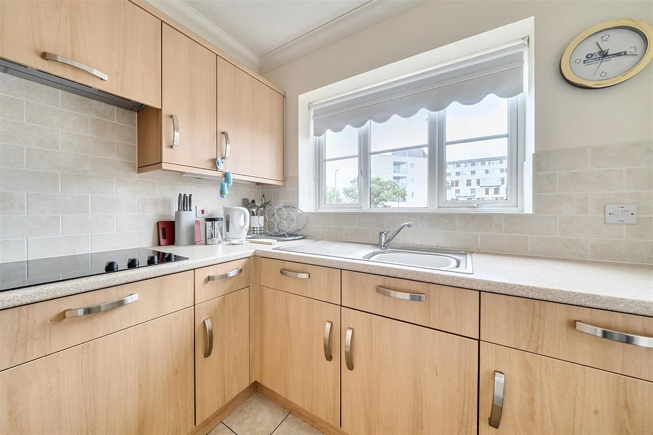 Hope Road, Sale, M33, photo 4