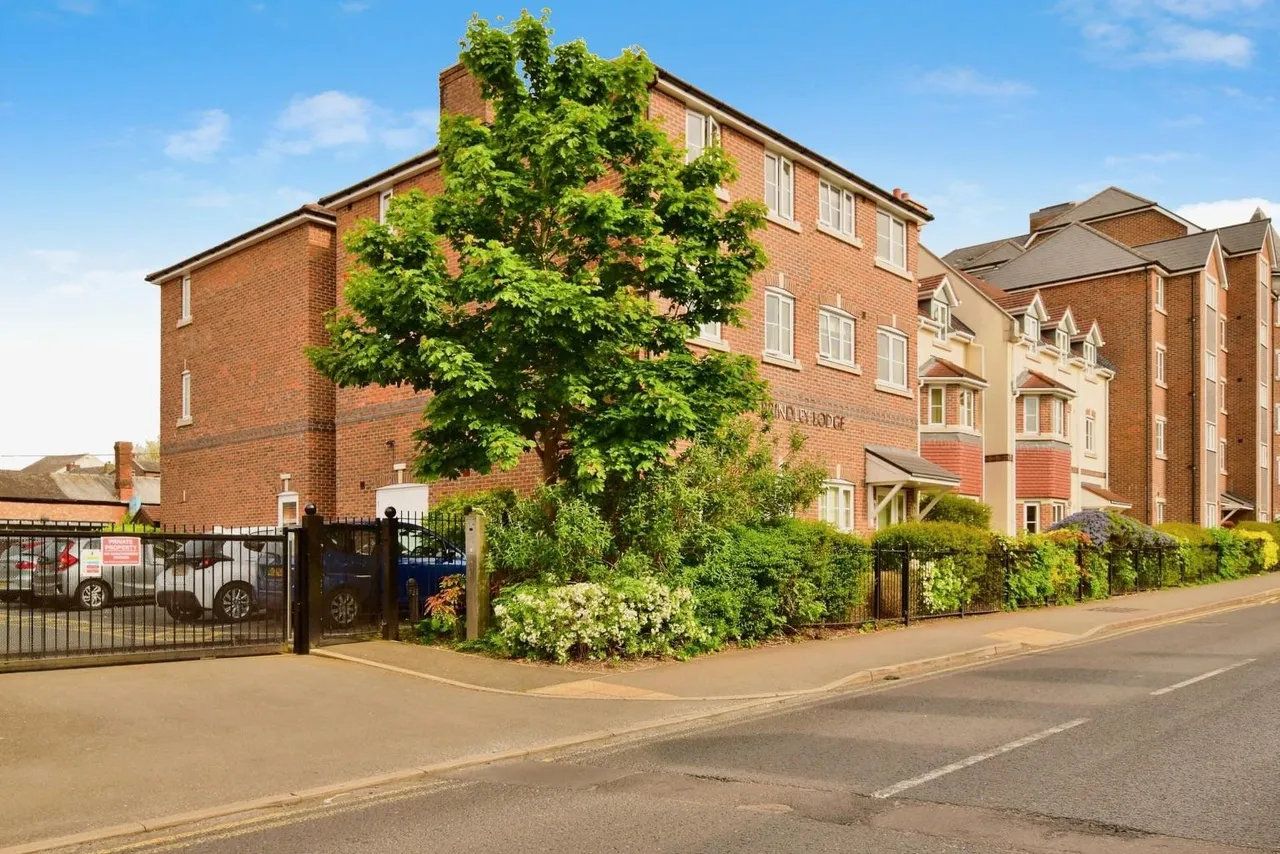 1 bed flat for sale, Hope Road, Sale, M33