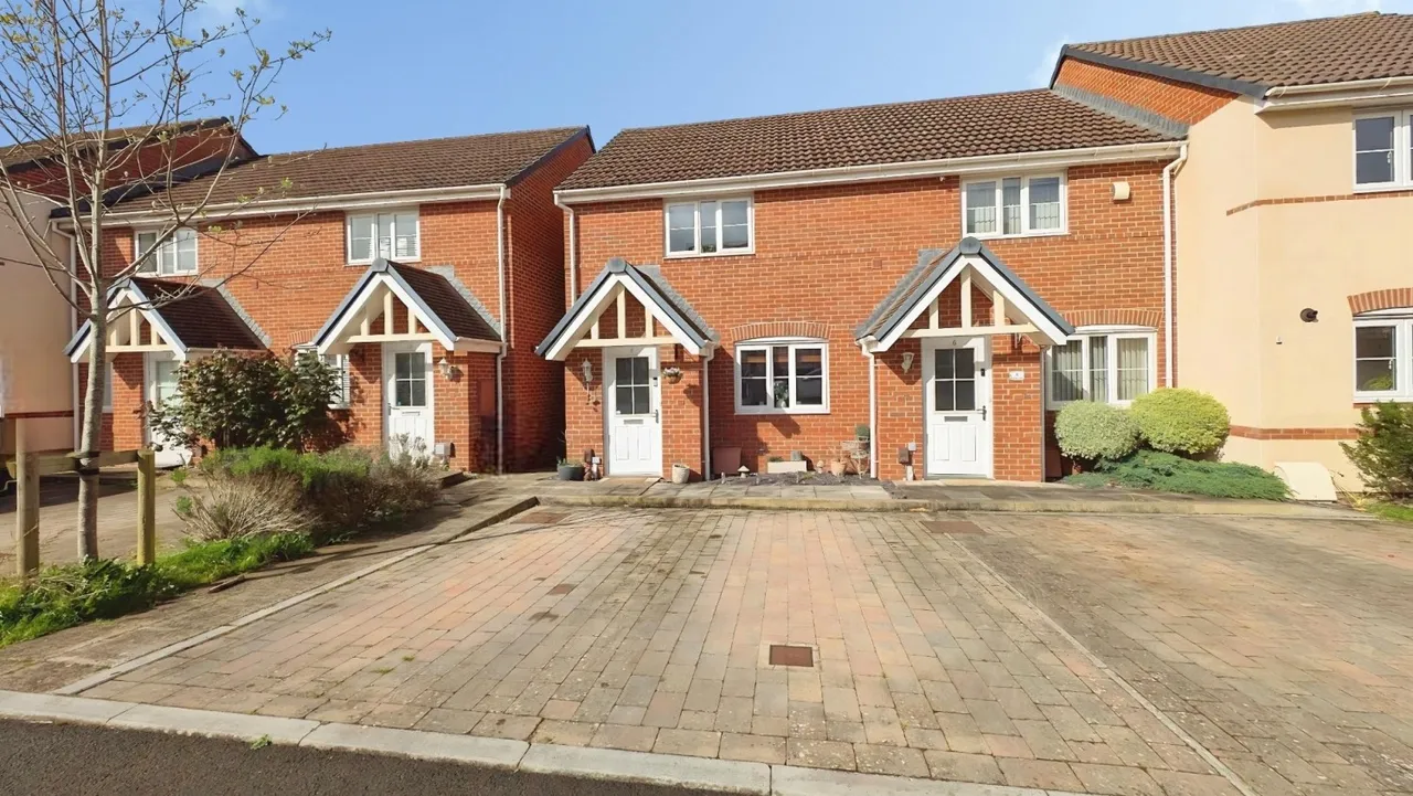Buckthorn Court, Yate, BS37, photo 11