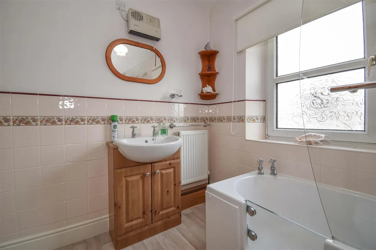 Alexandra Road, Penrith, photo 11