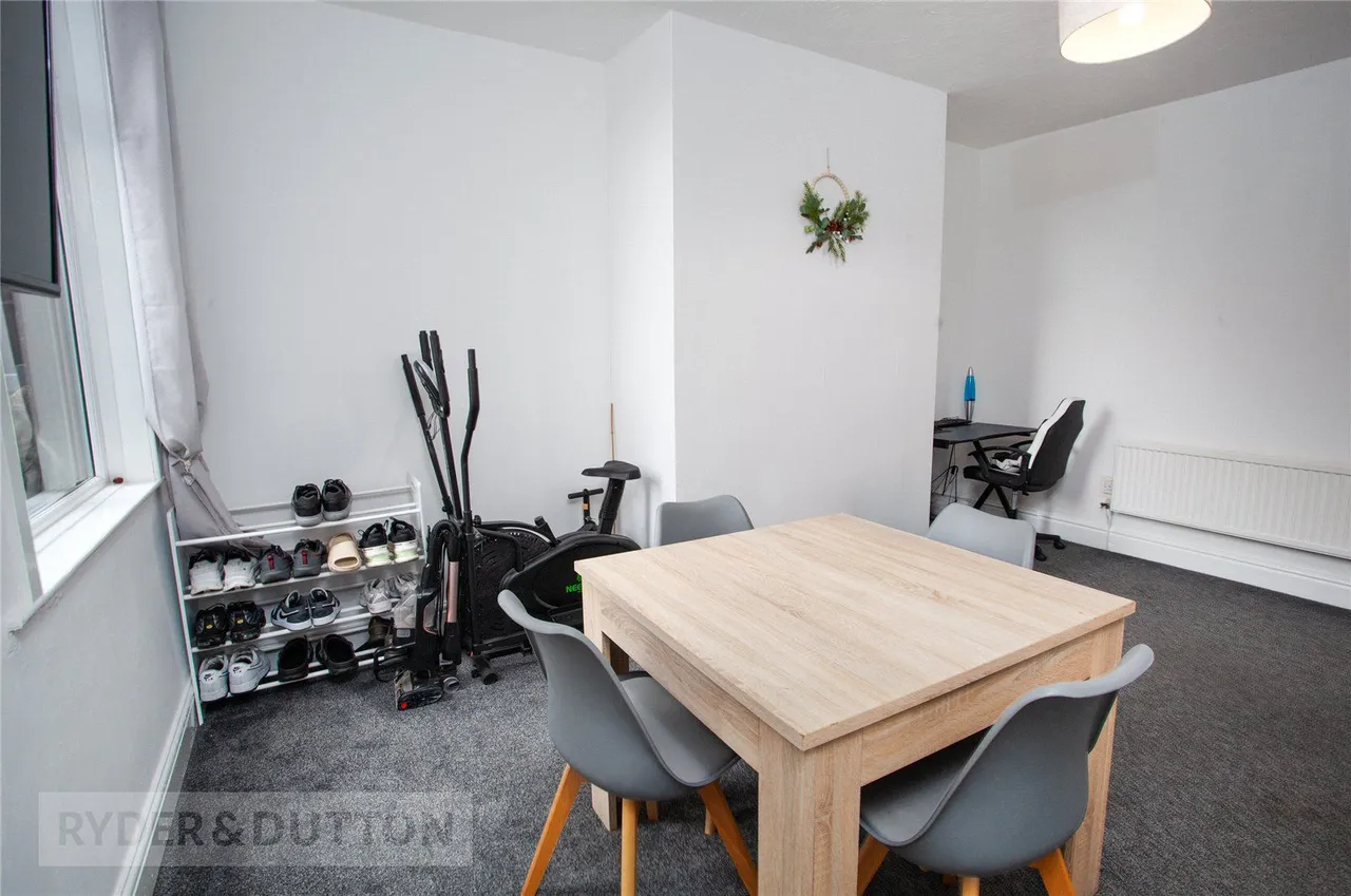 Hillcrest Road, Castleton, OL11, photo 12