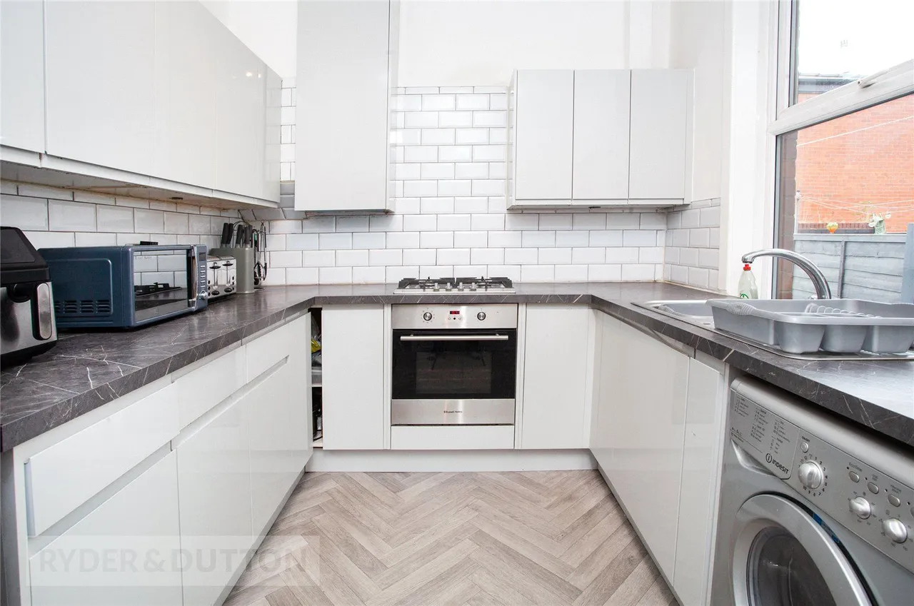 Hillcrest Road, Castleton, OL11, photo 4