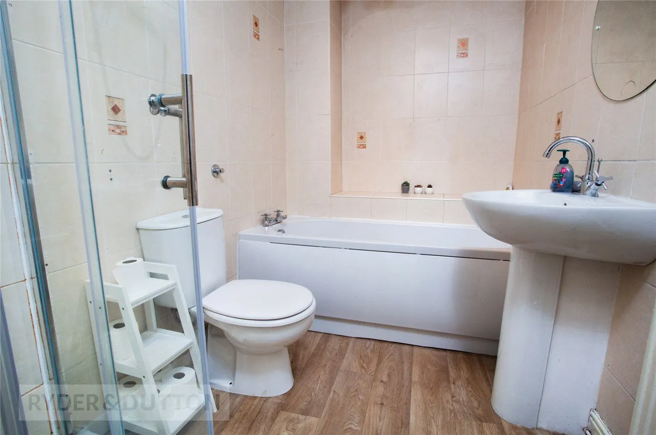 Hillcrest Road, Castleton, OL11, photo 8