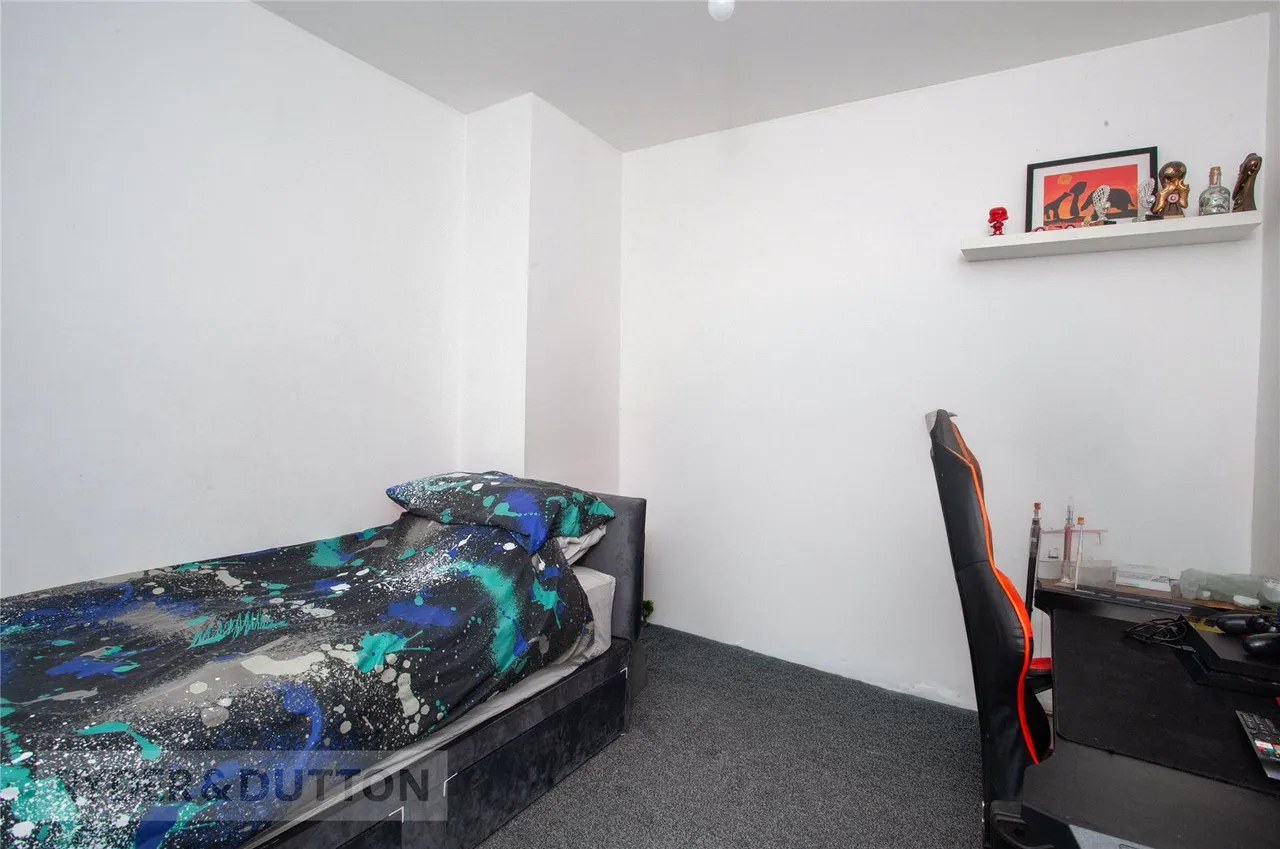 Hillcrest Road, Castleton, OL11, photo 16