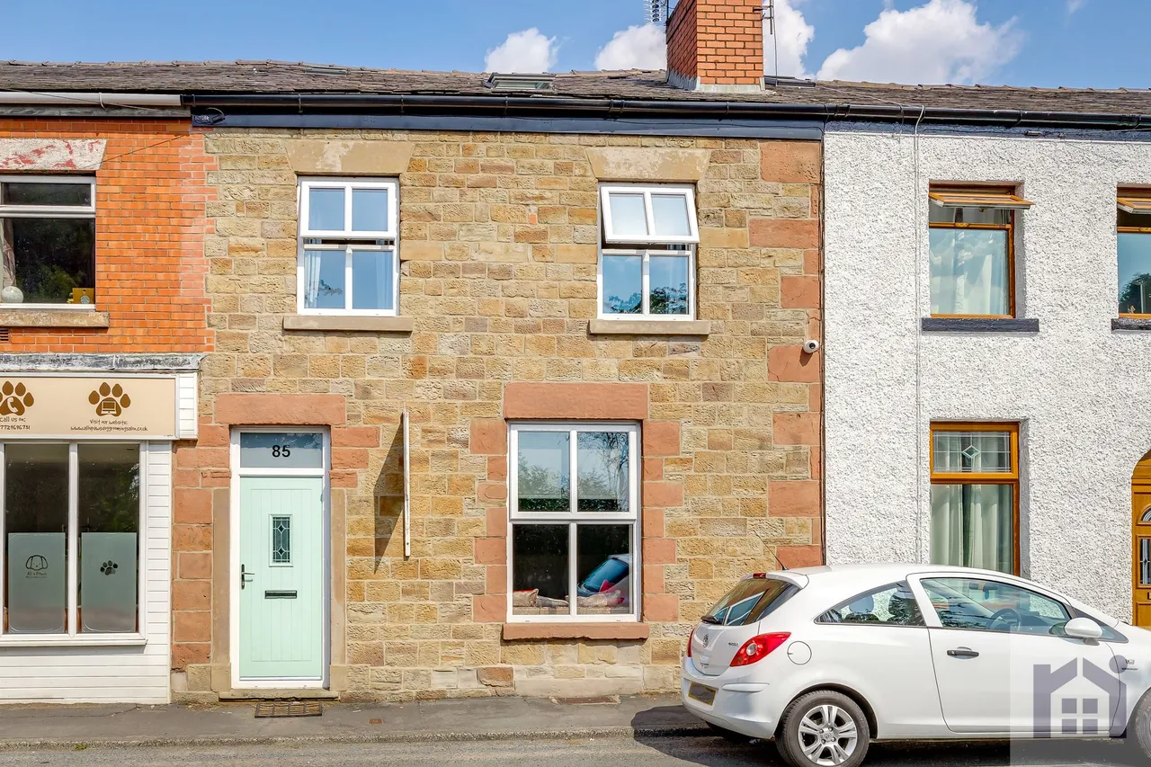 4 bed house for sale — Preston Road, Coppull, Chorley, PR7 5DN