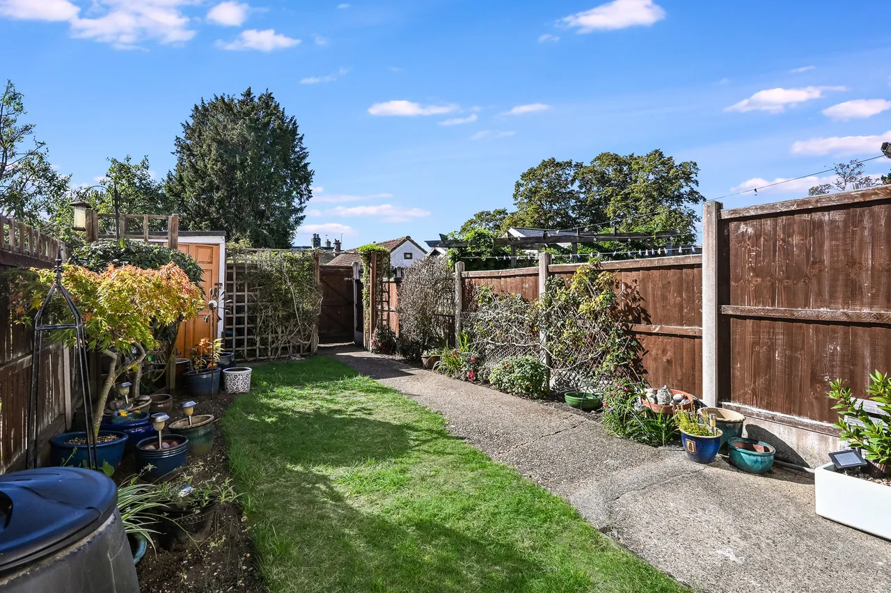 Gainsborough Crescent, Chelmsford, CM2, photo 12