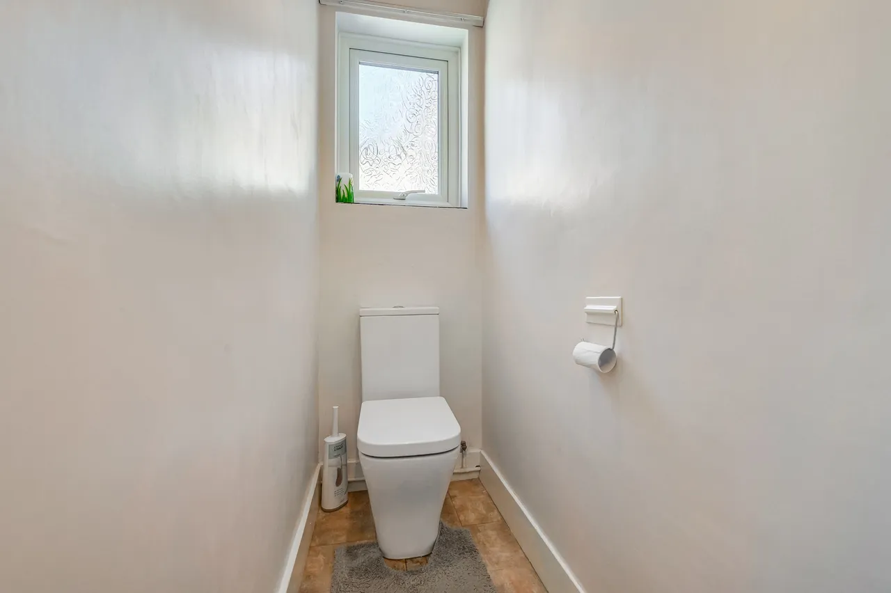 Gainsborough Crescent, Chelmsford, CM2, photo 7