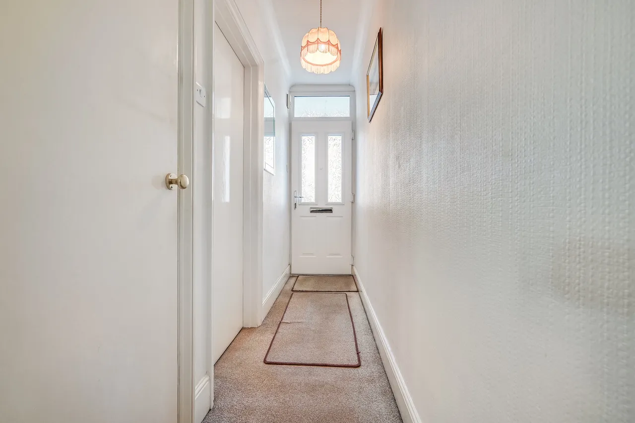 Gainsborough Crescent, Chelmsford, CM2, photo 6