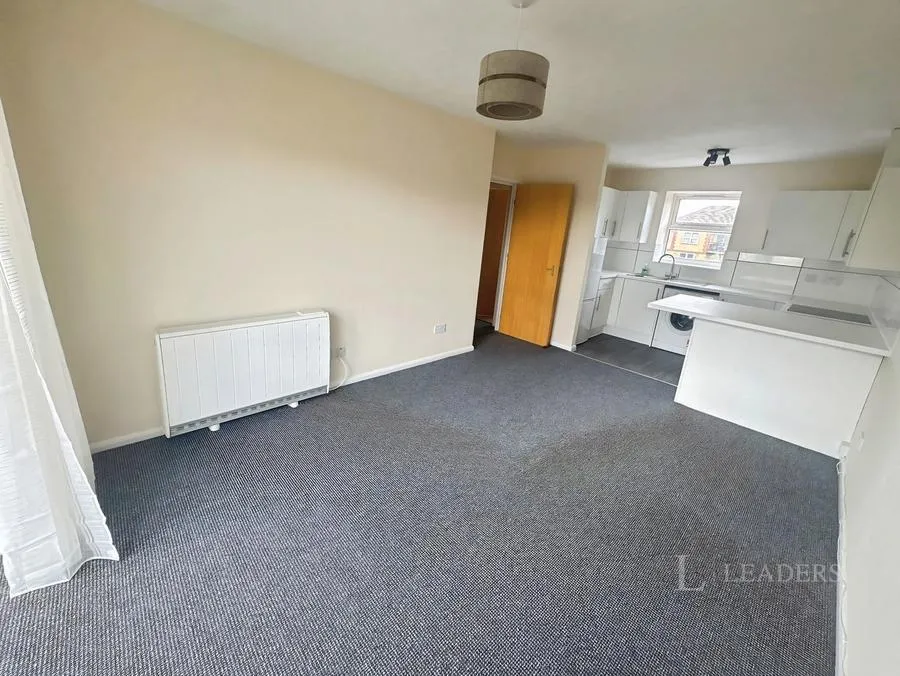 Blackthorn Close, Cambridge, CB4, photo 3