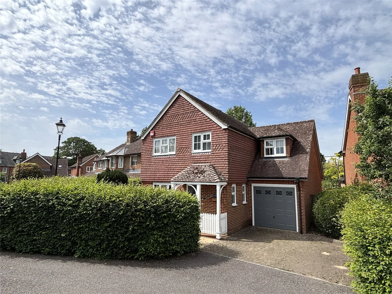 4 bed property for sale, The Sadlers, Westhampnett, PO18