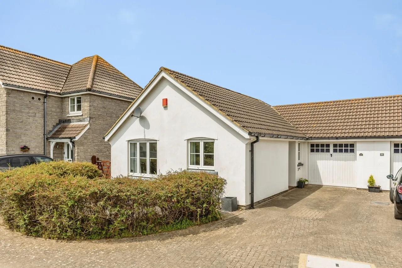 3 bed house for sale, Myrtle Tree Crescent, Weston-super-Mare, BS22