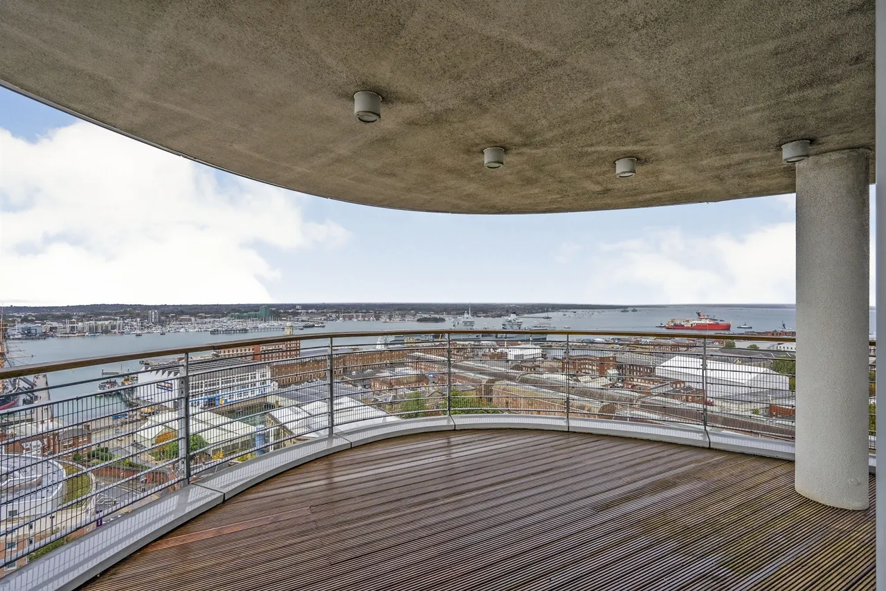 Queen Street, Portsmouth, PO1, photo 7
