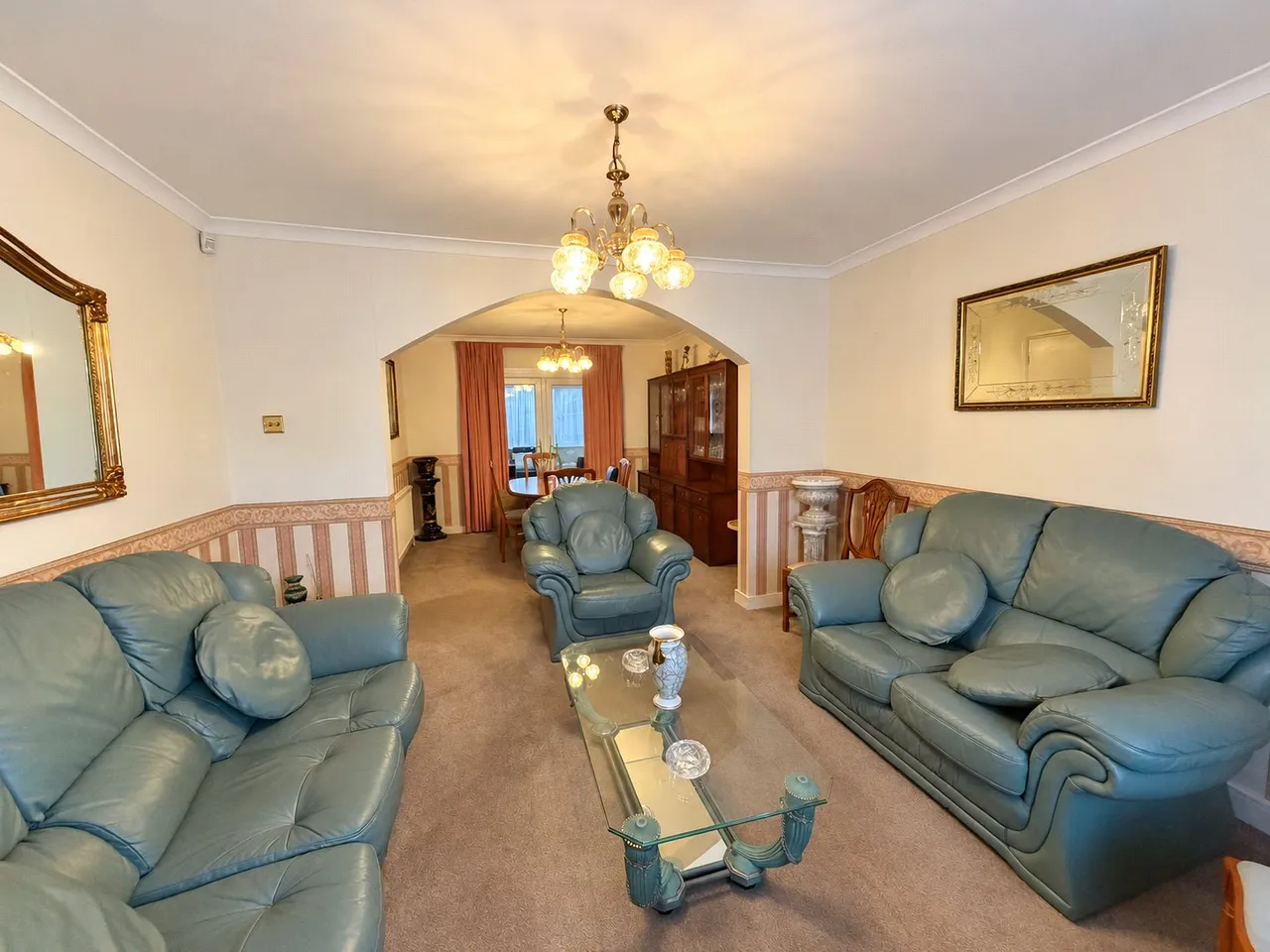 Okehampton Crescent, Welling, DA16, photo 4
