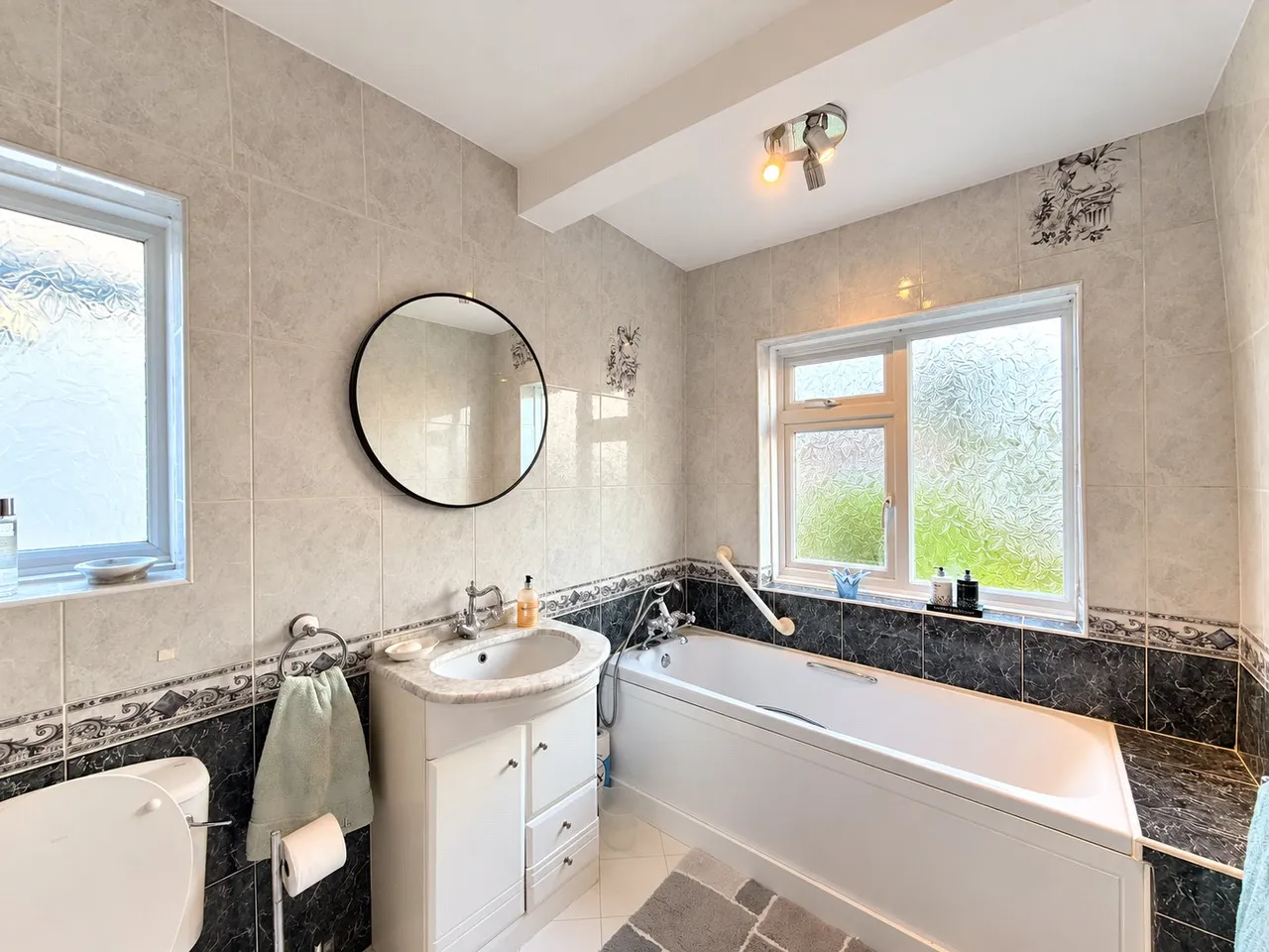 Okehampton Crescent, Welling, DA16, photo 26