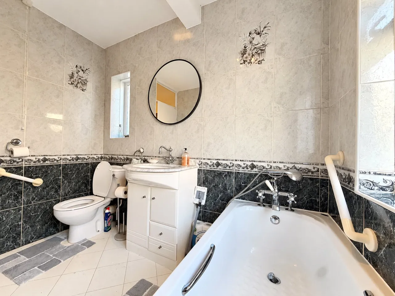 Okehampton Crescent, Welling, DA16, photo 25