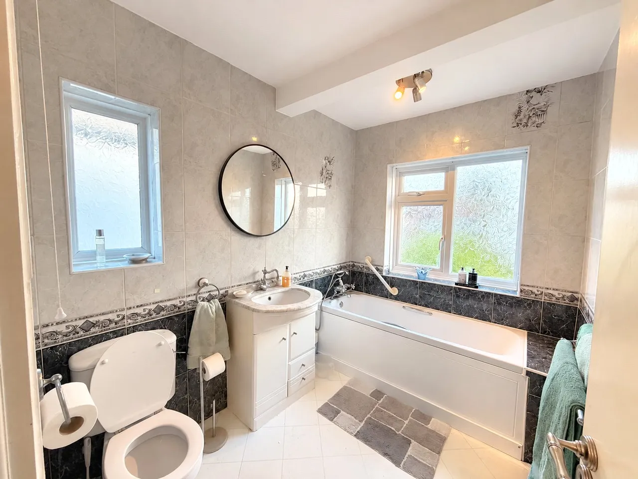 Okehampton Crescent, Welling, DA16, photo 27
