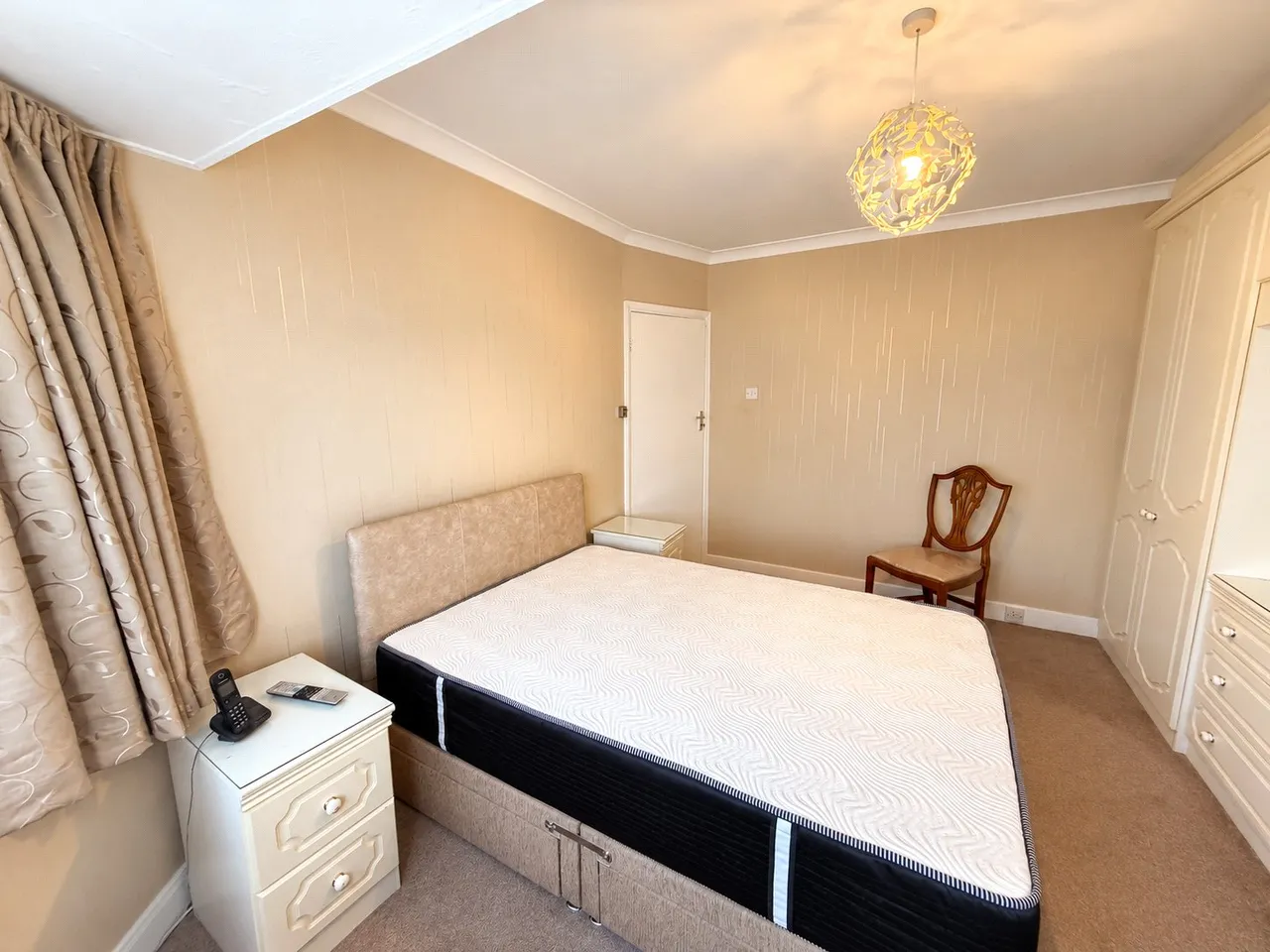 Okehampton Crescent, Welling, DA16, photo 19
