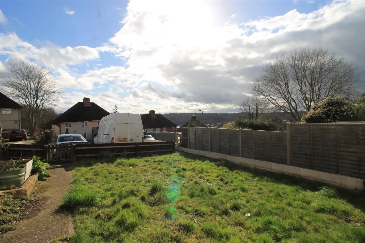 High Wycombe, HP13, photo 2