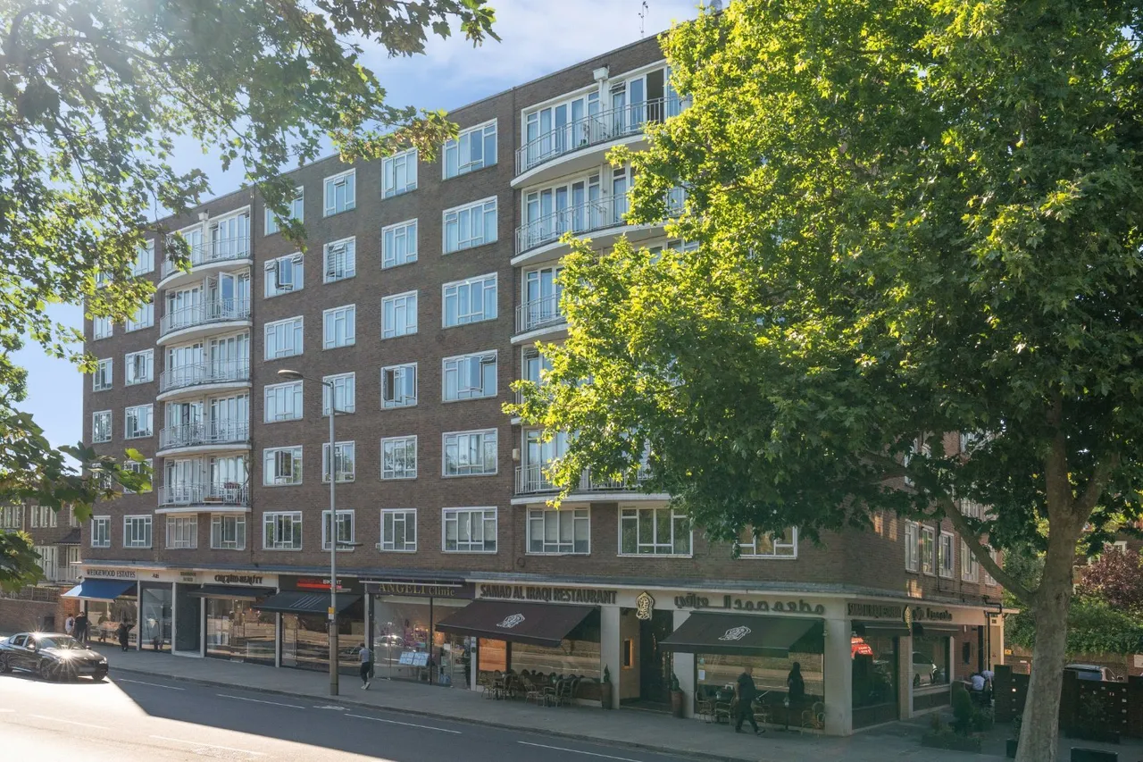 Kensington High Street, London, W14, photo 11