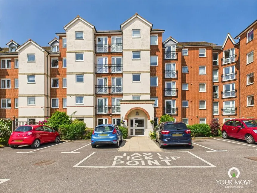 2 bed flat for sale — Harold Road, Margate, Kent, CT9