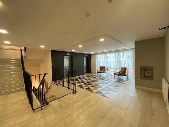 Pembroke Broadway, Camberley, Surrey, GU15 3FE, photo 16