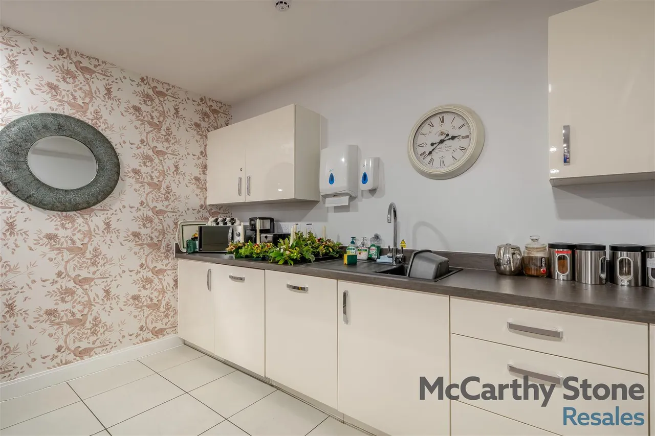Wenlock Road, Shrewsbury, SY2, photo 20
