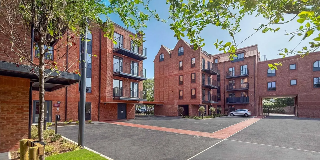 John Kirby Way, Wirral, CH48, photo 13