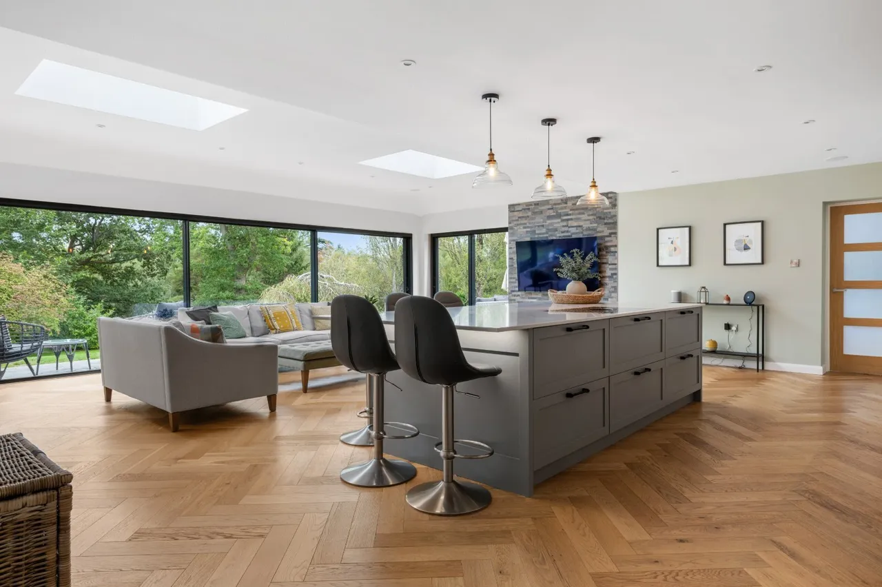 Warden Court, Cuckfield, RH17, photo 3