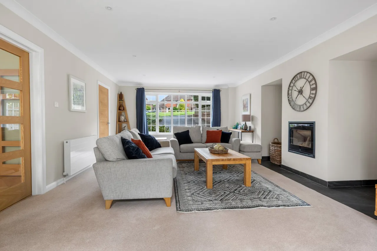 Warden Court, Cuckfield, RH17, photo 8