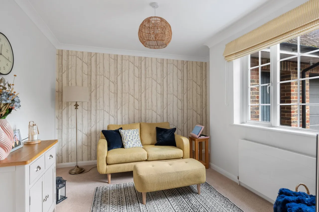 Warden Court, Cuckfield, RH17, photo 10