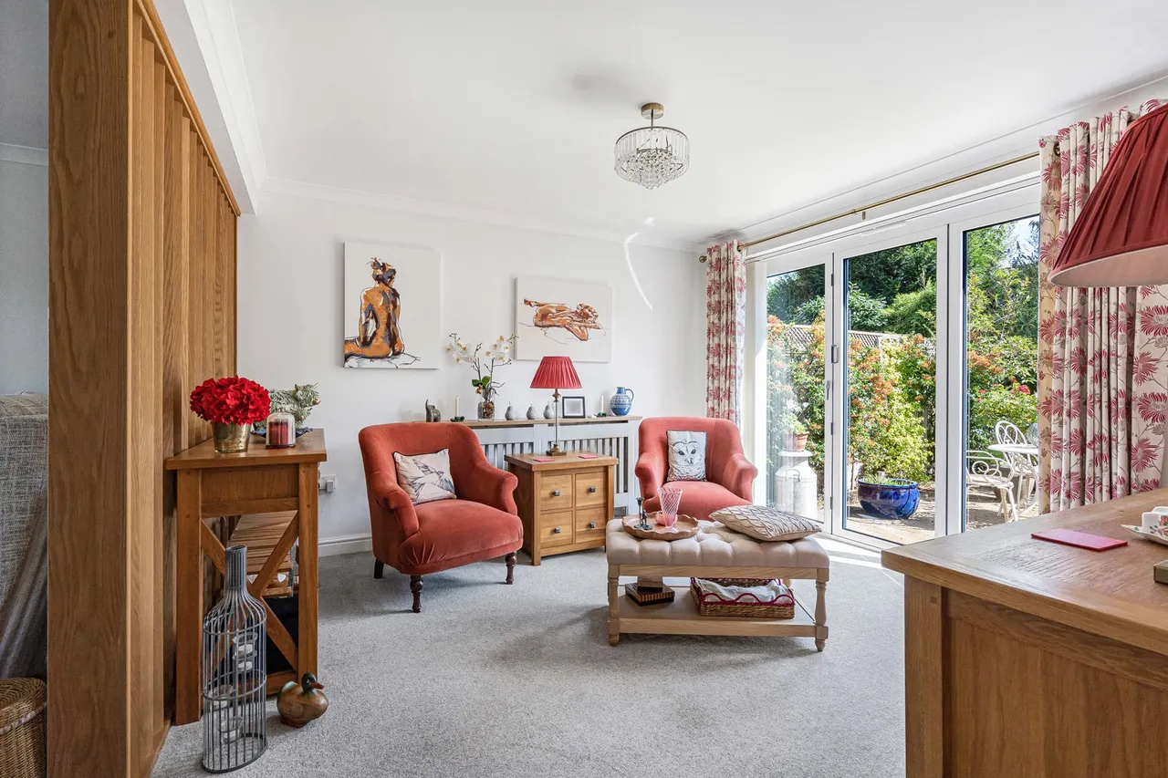 Clover Lea, Binscombe, GU7, photo 11