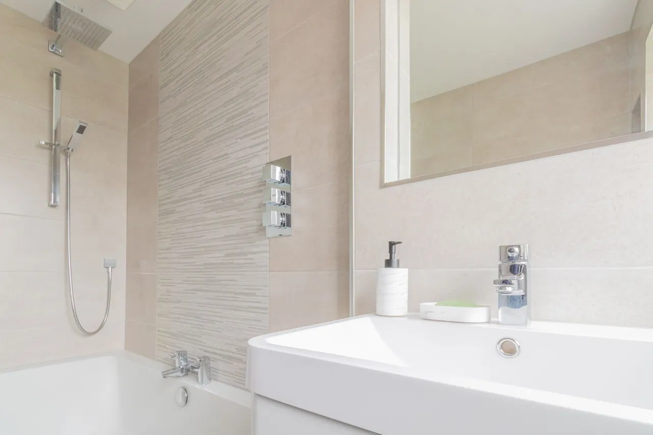 Livingstone Quadrant, Harthill, Shotts, photo 14