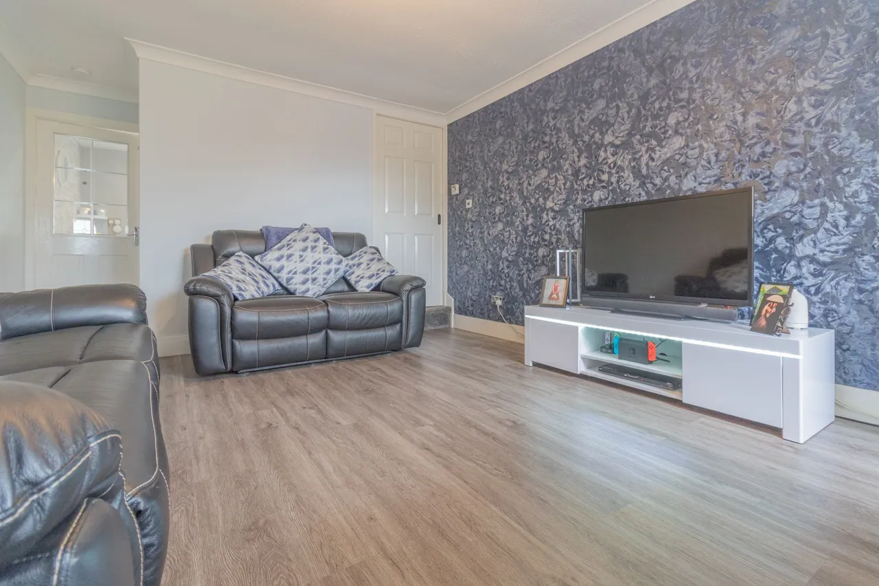 Livingstone Quadrant, Harthill, Shotts, photo 3