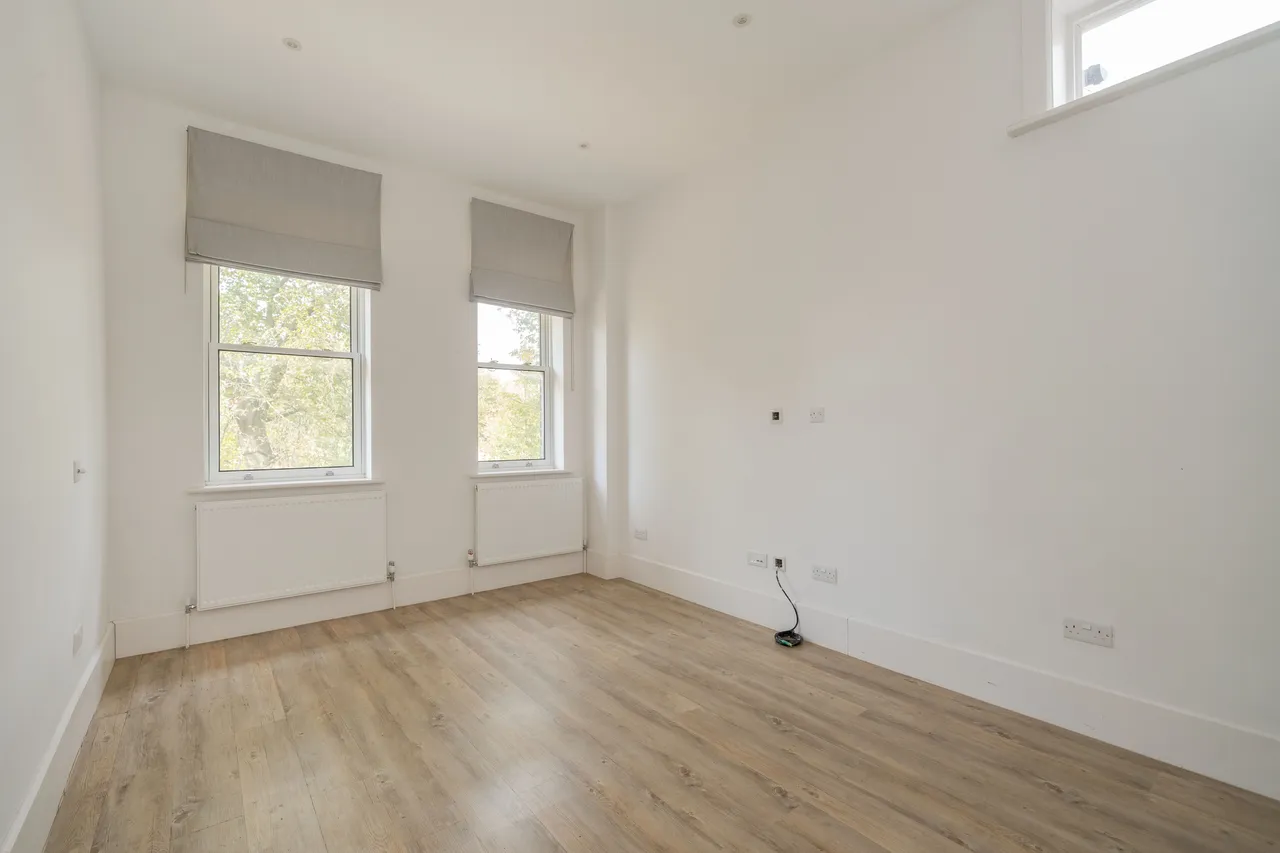 Gunnersbury Avenue, Ealing, W5, photo 6
