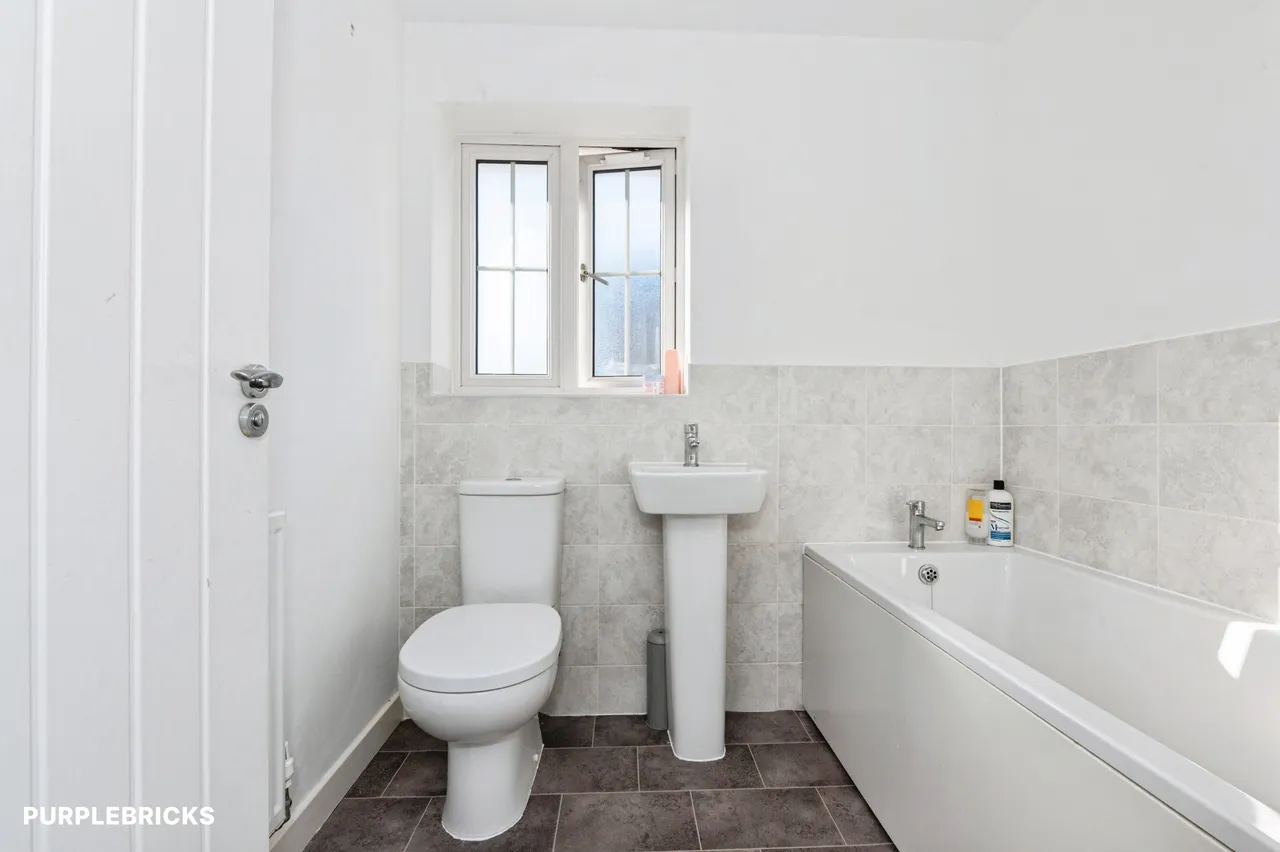 Cornfield Drive, Gravesend, DA11, photo 16