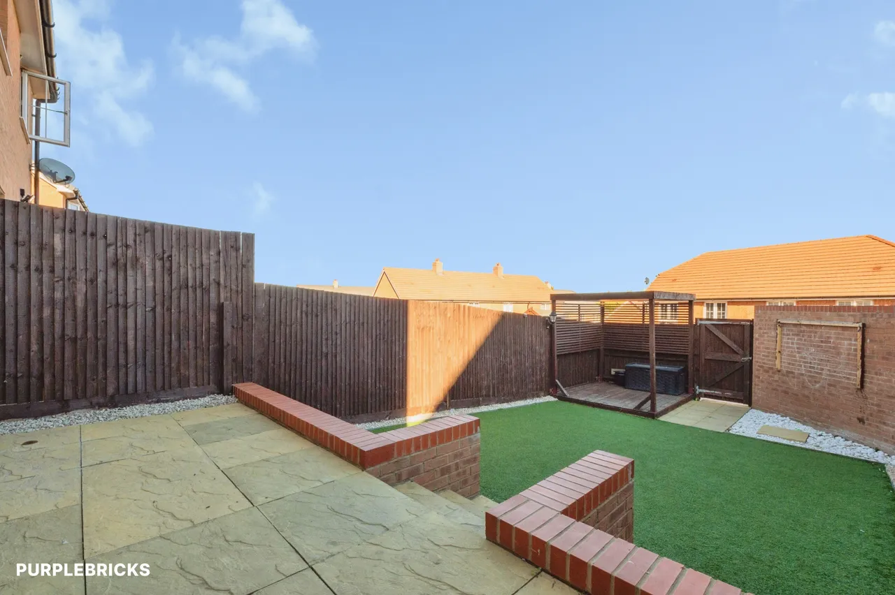 Cornfield Drive, Gravesend, DA11, photo 2