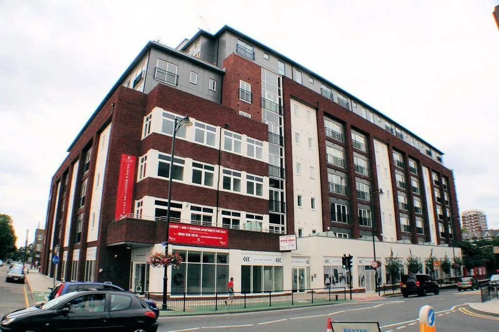 Manor road, SM6, photo 5