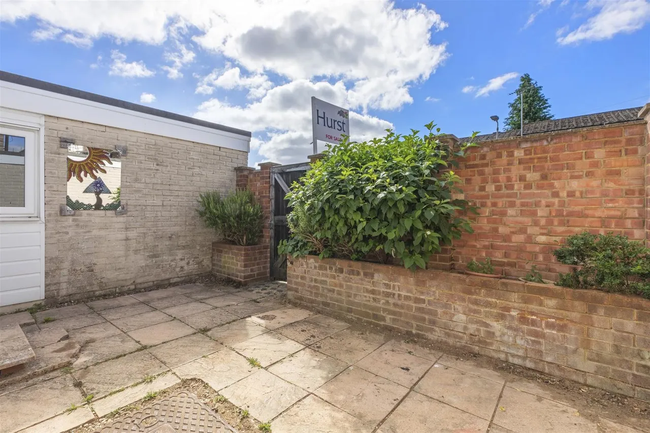 James Road Lane, End, HP14, photo 13