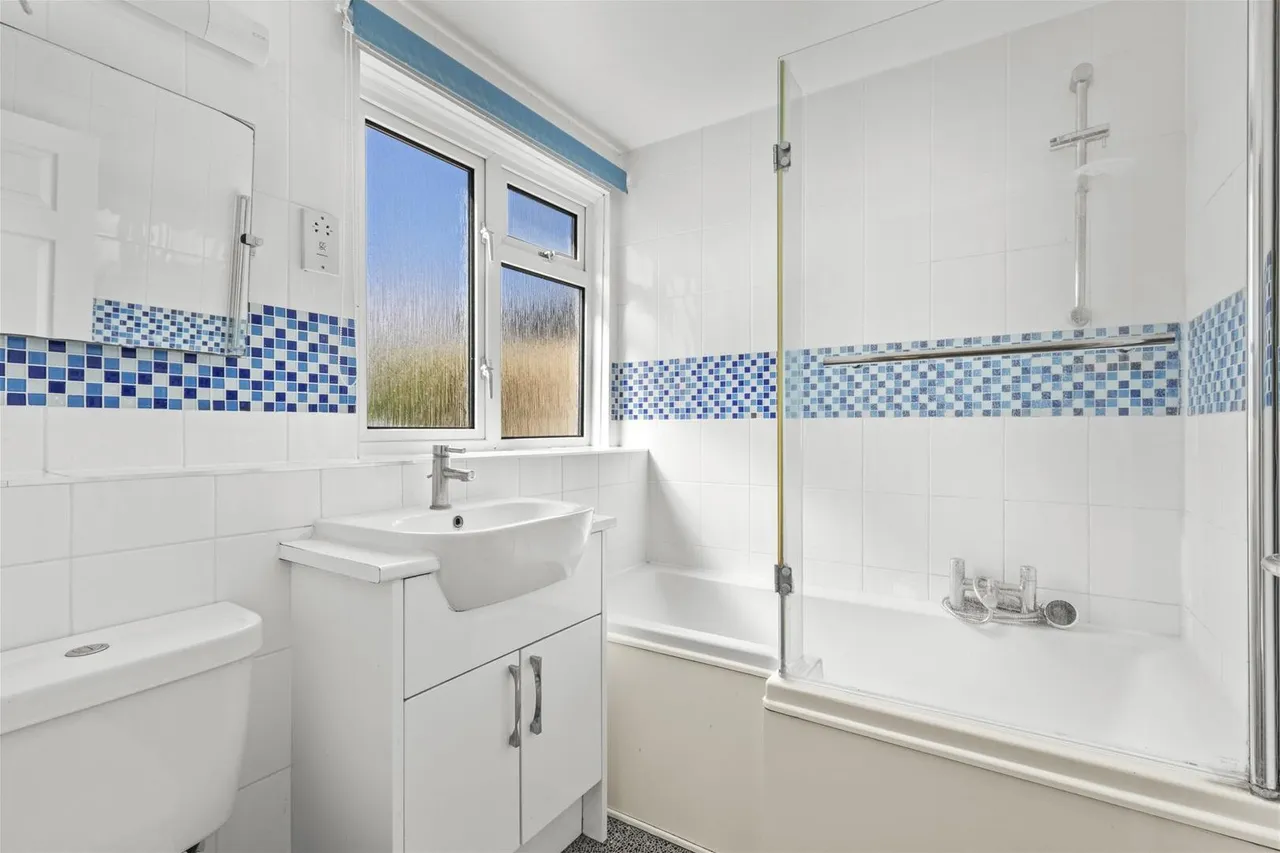 James Road Lane, End, HP14, photo 11
