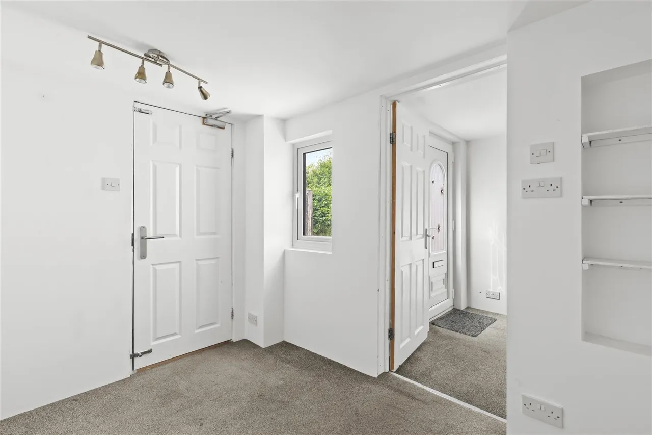 James Road Lane, End, HP14, photo 6