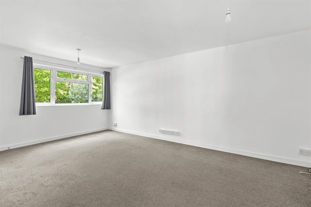 James Road Lane, End, HP14, photo 3