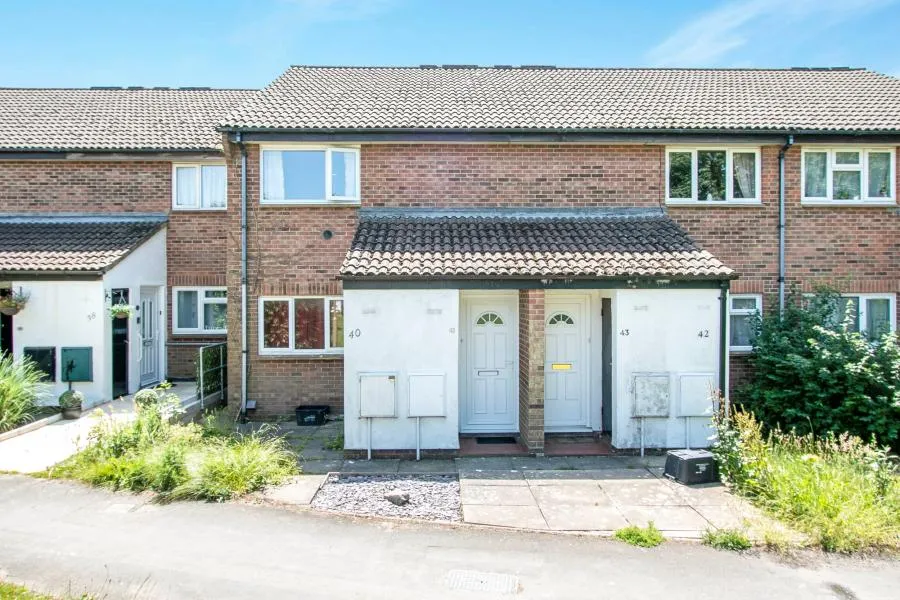 Carisbrooke Court, New Milton, BH25, photo 2