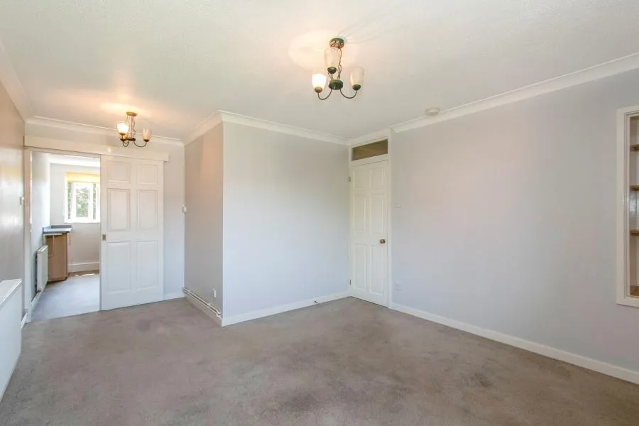 Carisbrooke Court, New Milton, BH25, photo 4
