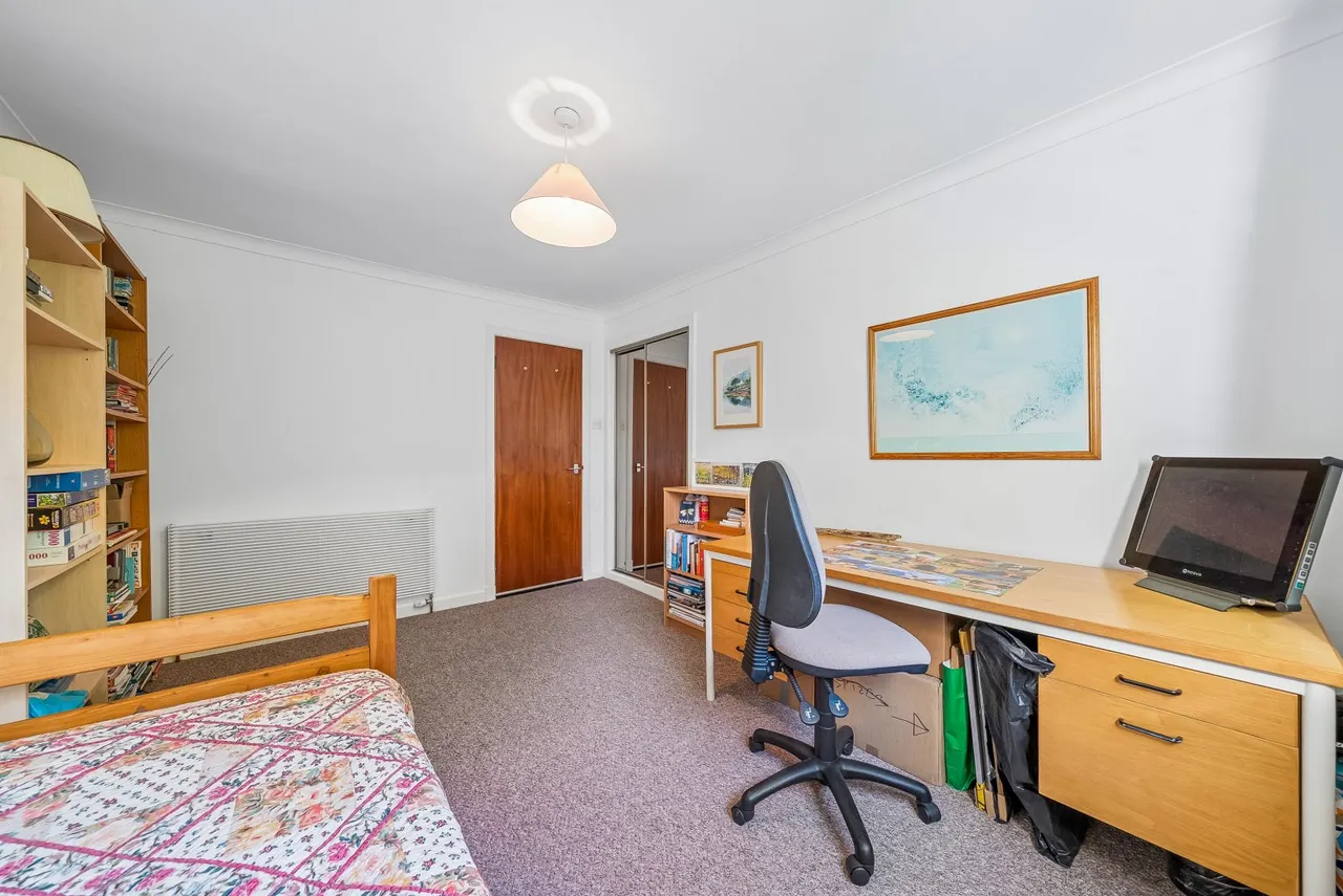 Rhu Ellen Court, Rhu, G84, photo 14