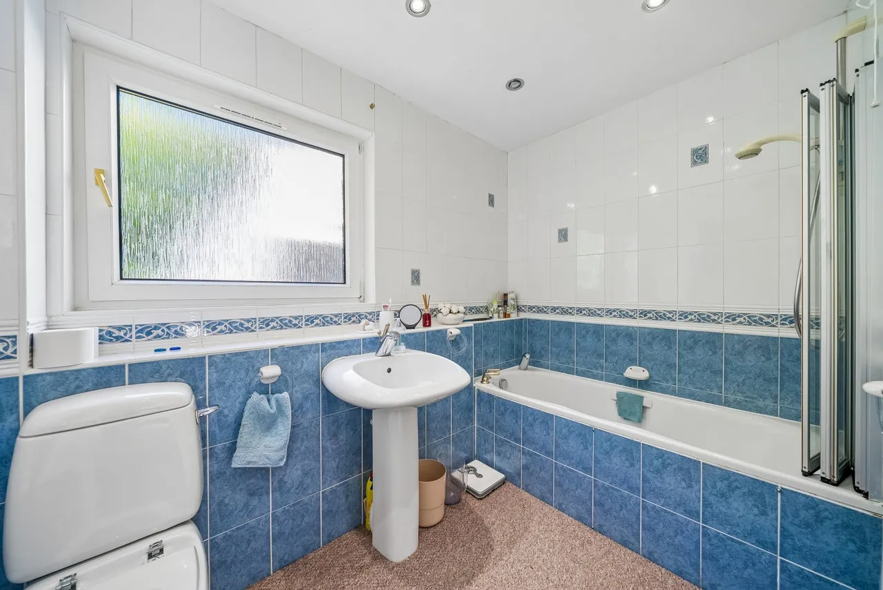 Rhu Ellen Court, Rhu, G84, photo 19