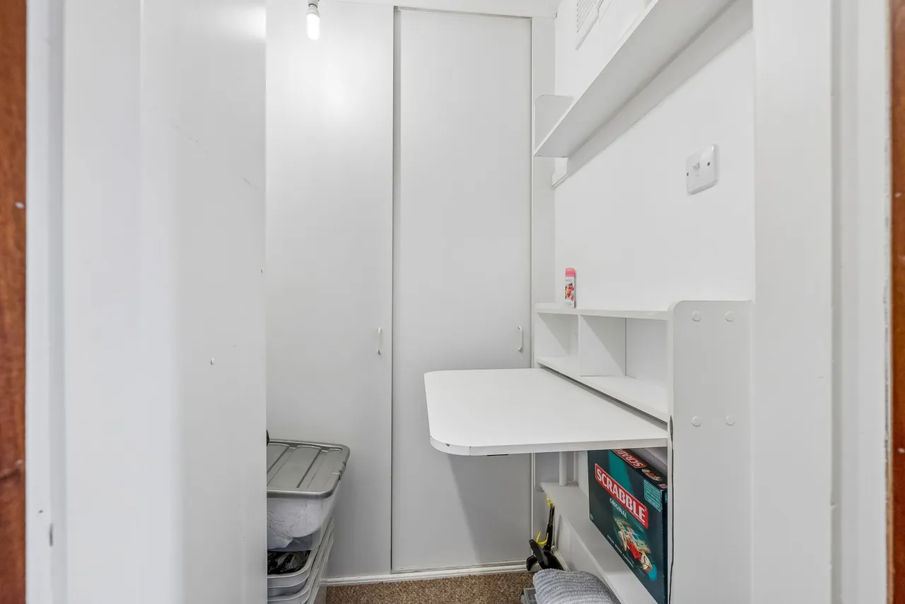 Rhu Ellen Court, Rhu, G84, photo 18