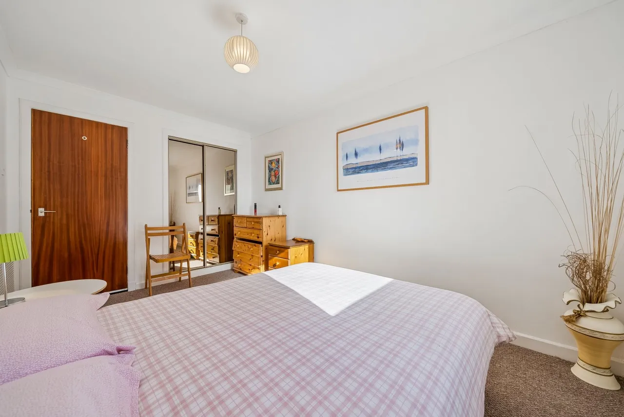 Rhu Ellen Court, Rhu, G84, photo 17