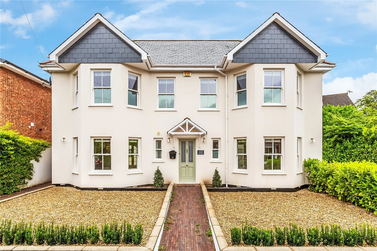 4 bed house for sale, Brownlow Road, Redhill, RH1