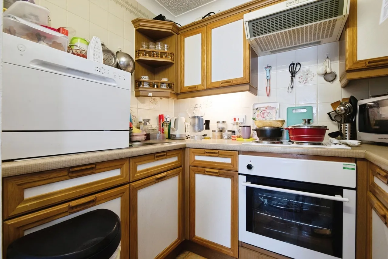 Brancaster Road, Ilford, IG2, photo 8